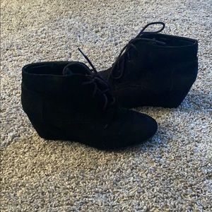 Women’s Black Wedges